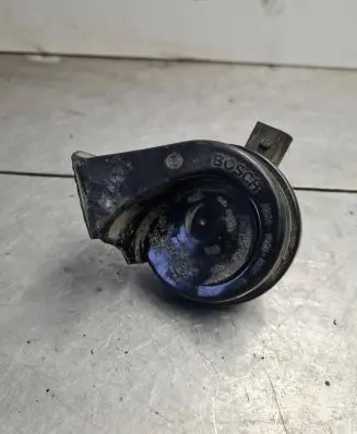 Volkswagen Jetta V Horn signal E9703881157