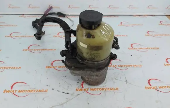 Opel Astra H Power steering pump 1040085003094D0