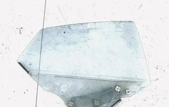 Mazda 323 Rear door window glass