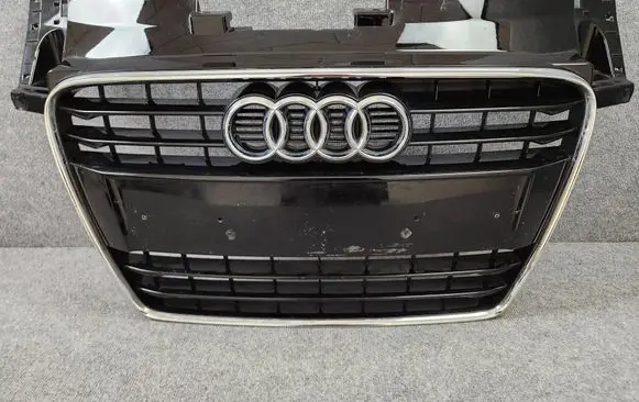 Audi TT TTS Mk2 Front bumper upper radiator grill 8J0853651H