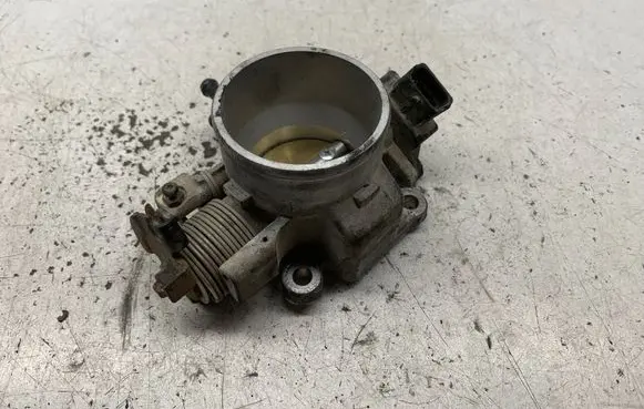 Hyundai Coupe Throttle valve 3510023701 35100 3517022600