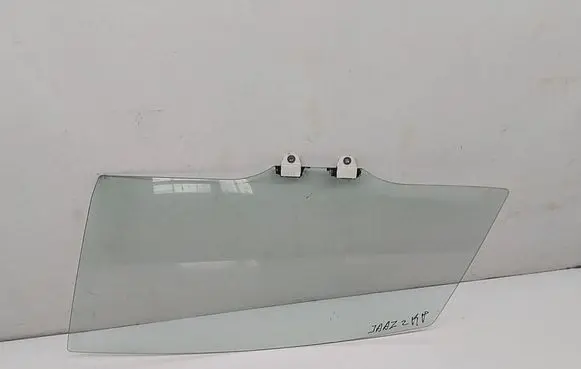 Honda Jazz Rear door window glass 51333332311