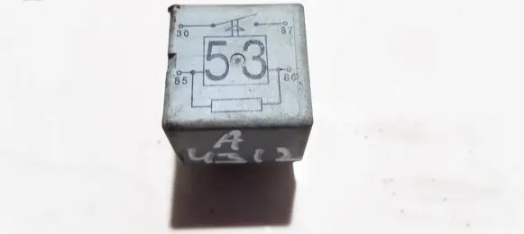 Volkswagen Touareg I Other relay 141951253B 20240072