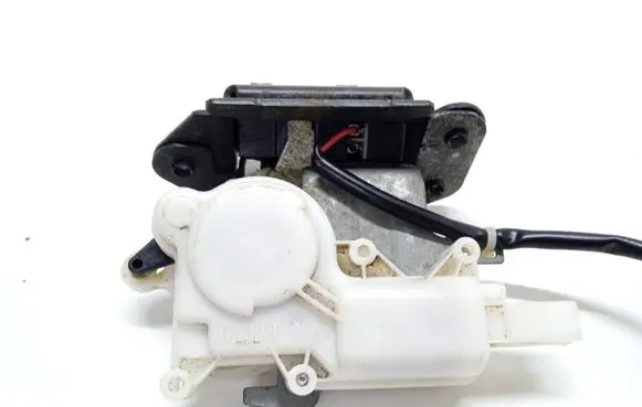 Mazda CX-7 Tailgate/trunk/boot lock/catch/latch B6701