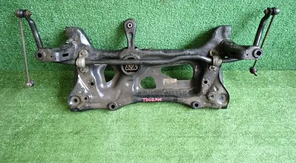 Volkswagen Touran III Front subframe 3Q0199315D