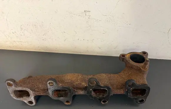 Toyota Corolla Verso AR10 Exhaust manifold