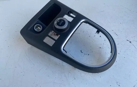 Nissan X-Trail T31 Gear shifter surround trim plastic 96935JG00A