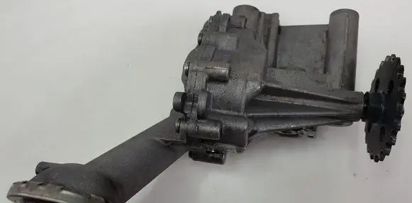 Renault Megane III Oil pump 150008247R