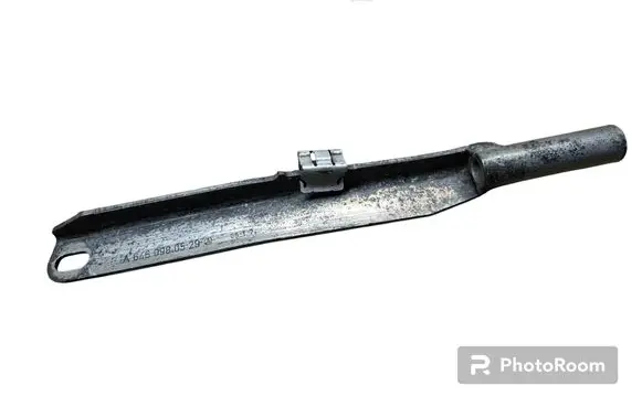 Mercedes-Benz E W211 Engine mounting bracket A6460980529