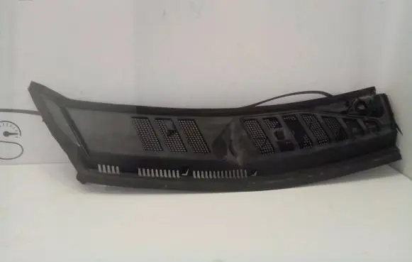 Wiper trim