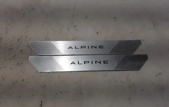 Renault Espace VI Front sill trim cover 768524317R