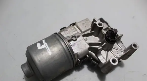 Peugeot 207 Wiper motor 0390241540