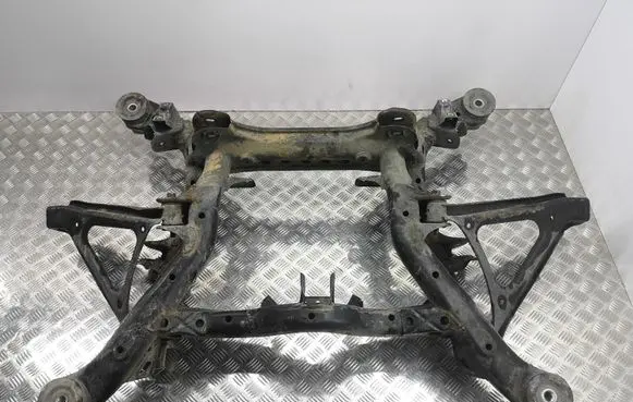 Audi Q7 4L Rear subframe 7L0500041