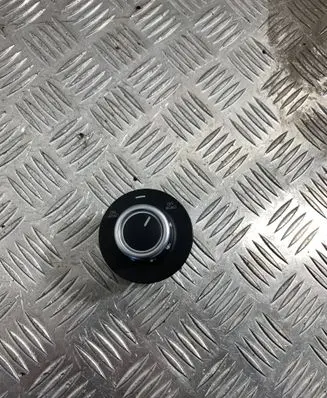 Volkswagen Touareg II Differential lock switch 7P6941435B