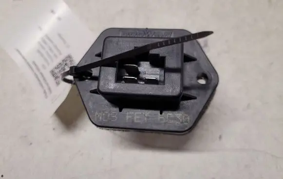 KIA Sorento Heater blower motor/fan resistor