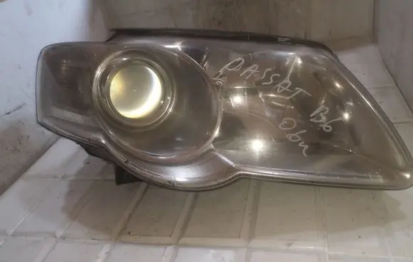 Volkswagen PASSAT B6 Headlight/headlamp 3C0941006T 89316420