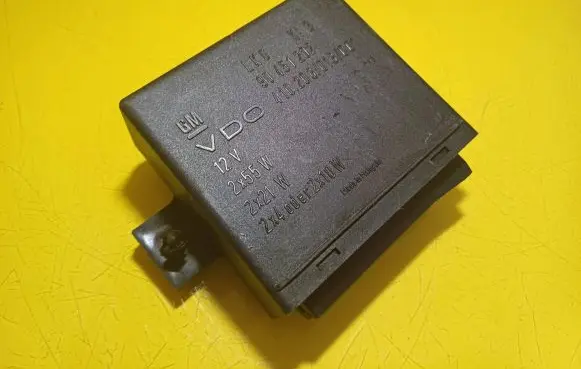 Opel Sintra Light module LCM 90451202