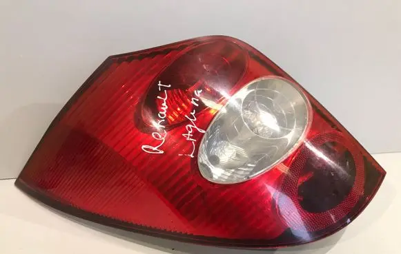 Renault Laguna II Rear/tail lights 8200002471