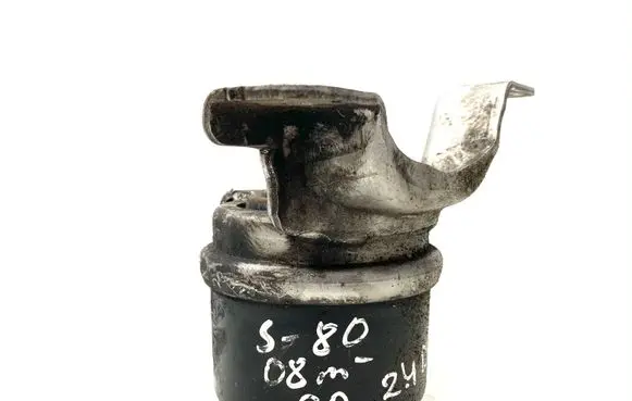 Volvo S80 Engine mount bracket 30636633