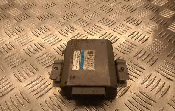 Mitsubishi Eclipse Cruise control unit/module MB686860