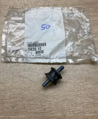 Peugeot 205 Muffler mount bracket/holder 143910