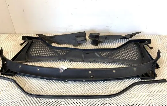 BMW X5 F15 Wiper trim 72923969245594