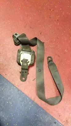 Jeep Grand Cherokee (WJ) Front seatbelt 601549900D
