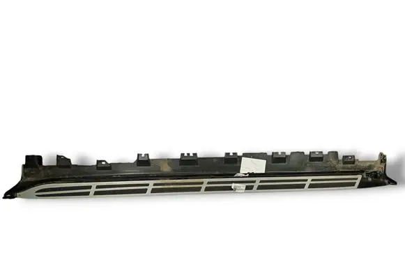 BMW X7 G07 Sill 9478332 51779478332 7946674
