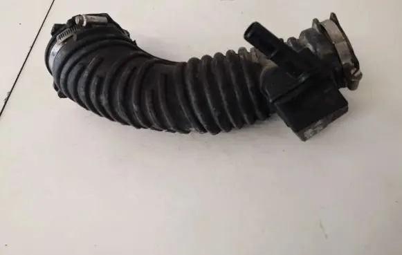 Opel Astra K Air intake hose/pipe 42557042