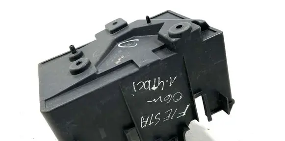 Battery box tray