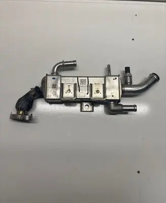 Jeep Grand Cherokee WL EGR valve cooler 05281255AK