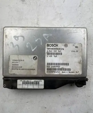 BMW 5 E39 Gearbox control unit/module 1422768 0260002360
