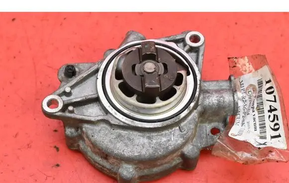 Citroen C4 II Vacuum pump 