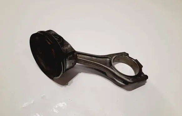 Land Rover Range Rover Sport L320 Piston with connecting rod