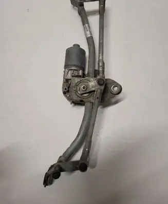 BMW X3 F25 Front wiper linkage and motor 3397021315 20140430