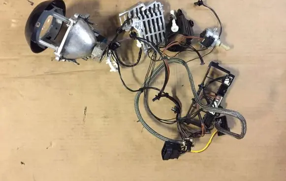 BMW 3 F30 F35 F31 Headlight part 1305323 6002TZ0138