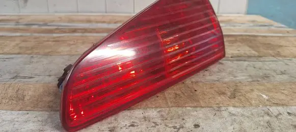 Peugeot 607 Rear/tail lights 2543D