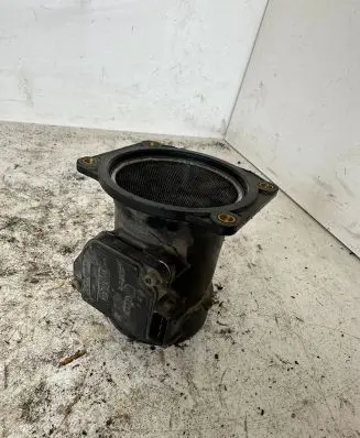 Audi A4 S4 B5 8D Mass air flow meter 058133471