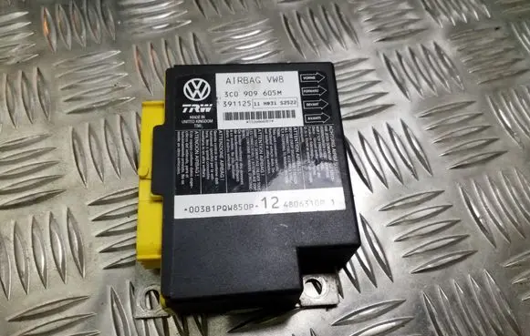Volkswagen PASSAT B6 Airbag control unit/module 3C0909605M