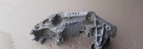 Renault Master III Generator/alternator bracket 117103703R