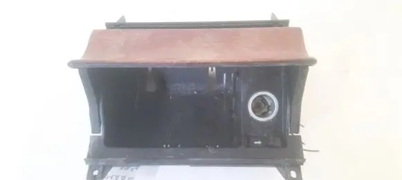 Mercedes-Benz E W210 Car ashtray