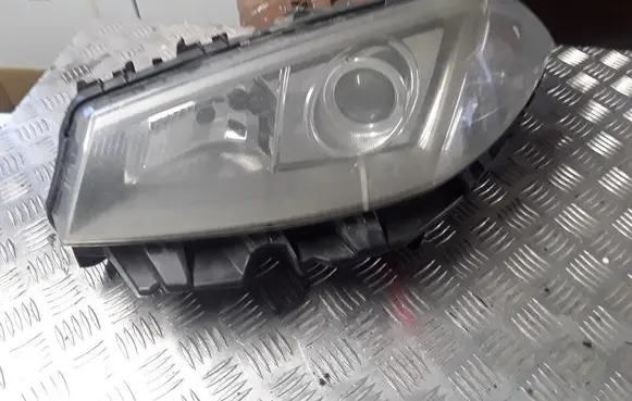 Renault Megane II Headlight/headlamp 8200073224
