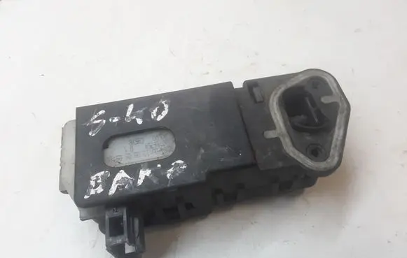 Fuel tank cap lock motor