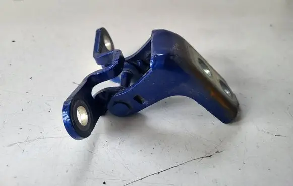 Renault Clio V Front door upper hinge 