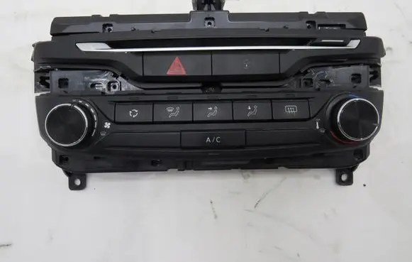 Peugeot 308 Other switches/knobs/shifts 96777653ZD