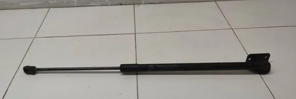 Hyundai Tucson TL Tailgate/trunk strut/damper 5913170620N