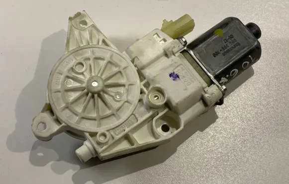 Dodge Journey Rear door window regulator motor 964369 964369100 0130822475