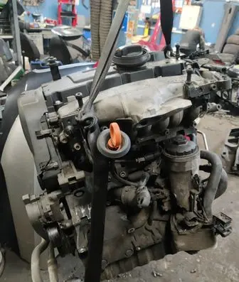 Volkswagen PASSAT B6 Engine BKP