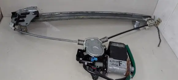 Mitsubishi Galant Front door window regulator with motor MR215406 0620200046