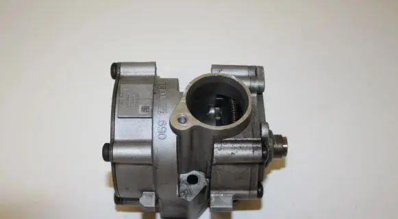 Audi A6 C7 Oil pump 059115103BL CRT